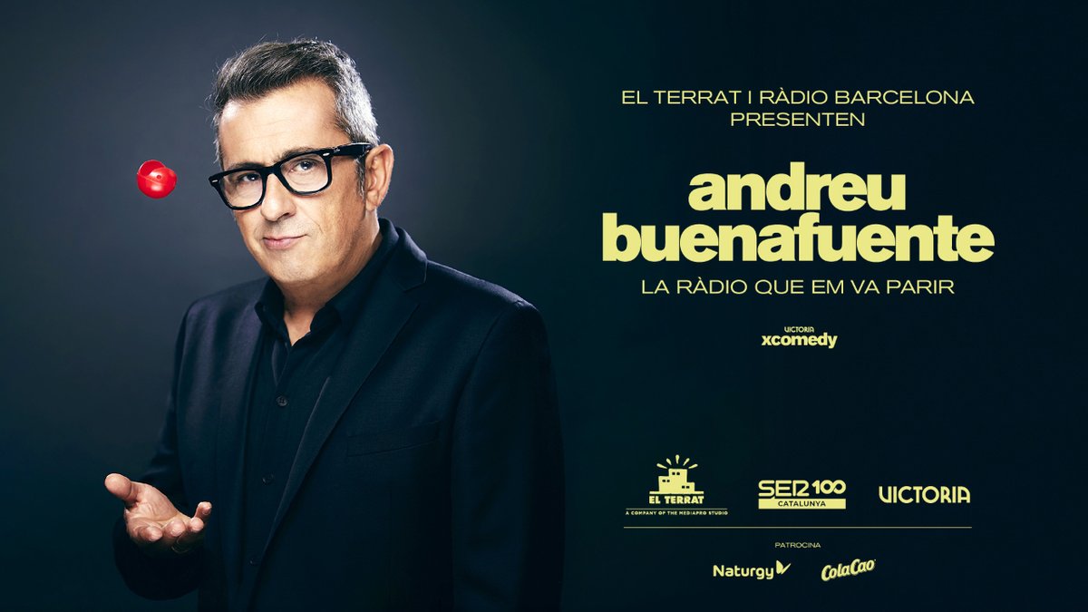 💥📻 'La ràdio que em va parir' el nou espectacle de @Buenafuente al @teatrevictoria @ElTerrat i @radiobarcelona presenten aquest monòleg en català que promet fer-te riure metre et submergeix en el fascinant món de la ràdio 👉 Amb el patrocini de @colacao i @Naturgy