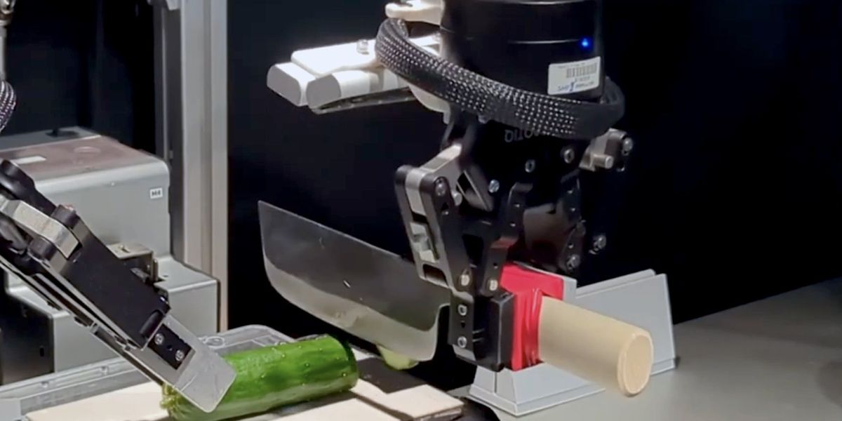 Video Friday: Robots With Knives: Greetings from the IEEE International Conference on Robotics and Automation (ICRA) in Yokohama, Japan! We hope you’ve been enjoying our short videos on TikTok, YouTube, and Instagram. They are just a preview of our… dlvr.it/T71DPN