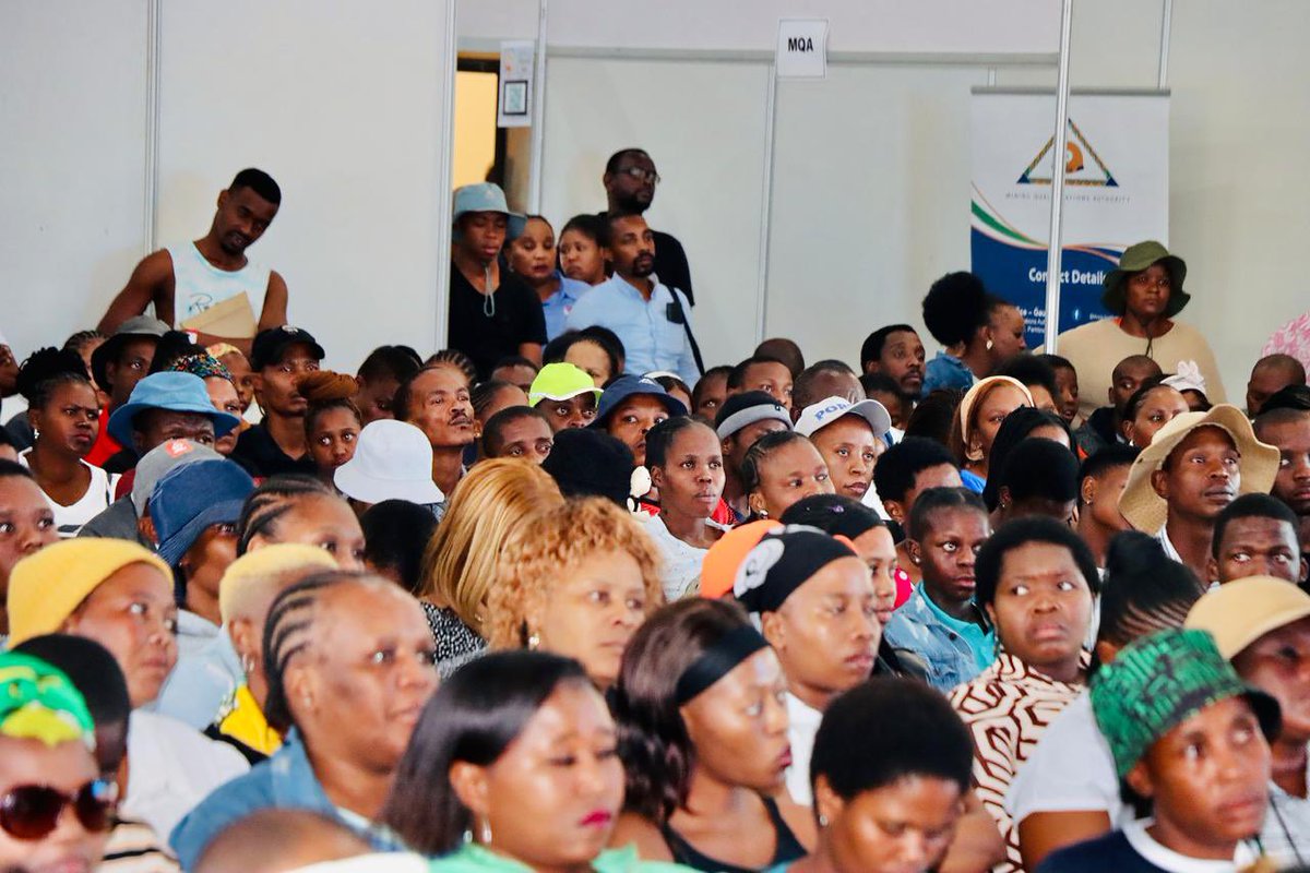 Minister for DSBD, Ms Stella Ndabeni-Abrahams together with the Dept of Employment & Labour, the eThekwini Metropolitan Municipality & the Dept of Higher Education have converged in uMlazi township to launch the eagerly awaited Career Expo at M-section Hall #jobsfair #jobseekers