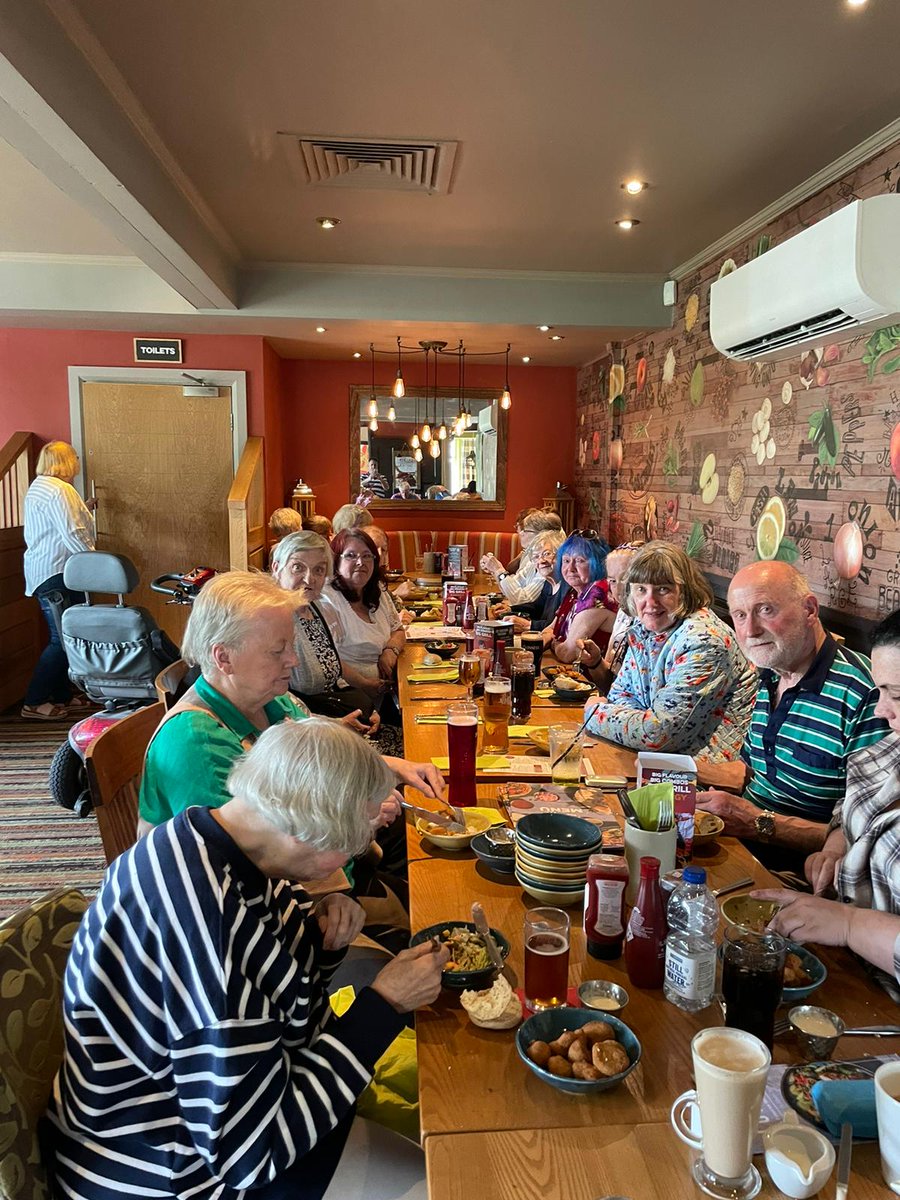 Everyone having a lovely time at The Winding Wheel earlier this week! ❤️