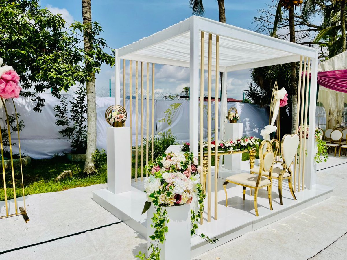 club_france_new's tweet image. Fiez-vous à notre savoir-faire pour sublimer vos événements en souvenirs mémorables. Avec notre équipe, la réussite est assurée ! N'hésitez pas à nous contacter dès à présent au 6 96 82 51 13 / 6 93 48 78 34 pour obtenir davantage d'informations et un devis sur mesure. 
#decos