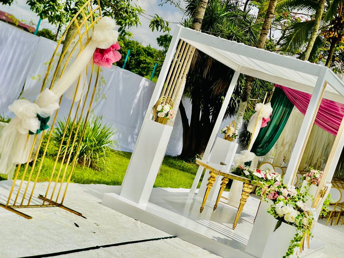 club_france_new's tweet image. Fiez-vous à notre savoir-faire pour sublimer vos événements en souvenirs mémorables. Avec notre équipe, la réussite est assurée ! N'hésitez pas à nous contacter dès à présent au 6 96 82 51 13 / 6 93 48 78 34 pour obtenir davantage d'informations et un devis sur mesure. 
#decos