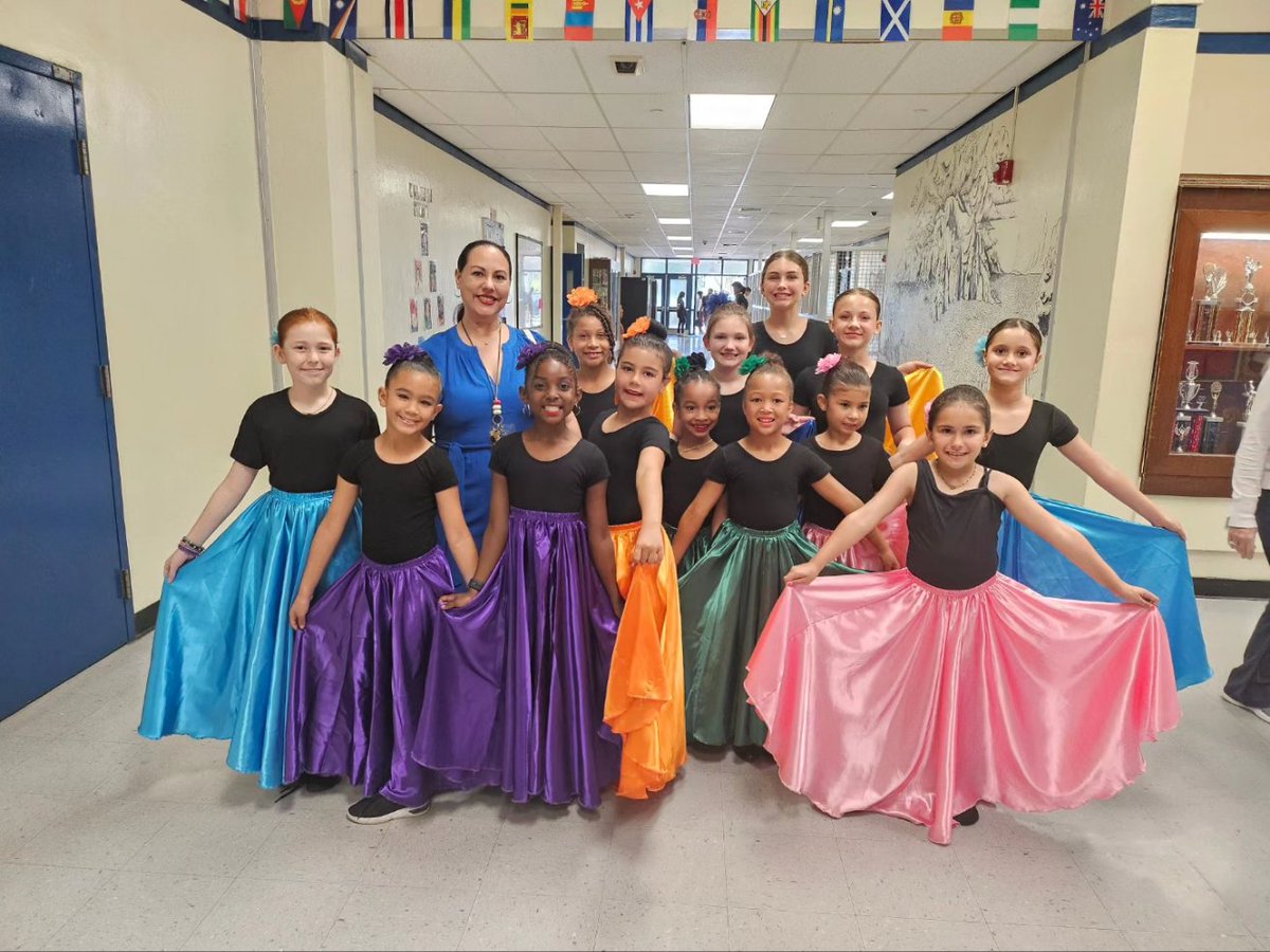 Professor AMWC🎓👠👩🏿‍💻 tweet media