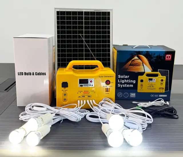 𝐒𝐎𝐋𝐀𝐑 𝐇𝐎𝐌𝐄 𝐒𝐘𝐒𝐓𝐄𝐌. ✅Solar Panel: 30W/18V, With 8m's cable ✅12V/17Ah Lead Acid Battery ✅12V 3Wx3pc & 5Wx3pc, 4m cable/ Switch ✅2 USB Phone charging ports ✅MP3 and Radio function ✅Charging time: 7-8 hours Has the capacity to power a 19',22',24' or 32' DC TV.