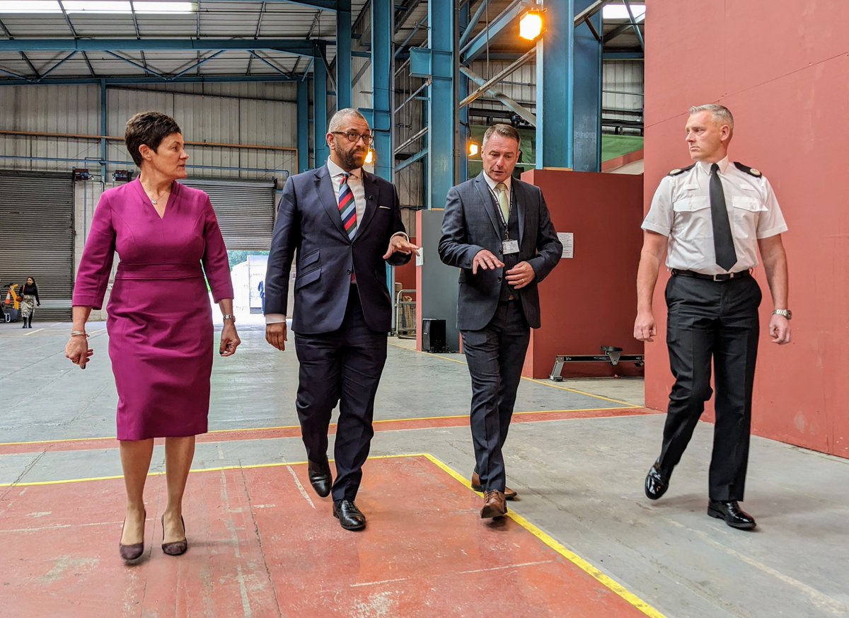Every detective at @DurhamPolice has undergone specialist training in a transformative approach to investigating sexual offences which has led to an increase in charging rates. Home Secretary @JamesCleverly visited Durham yesterday to discover more about #OperationSoteria.