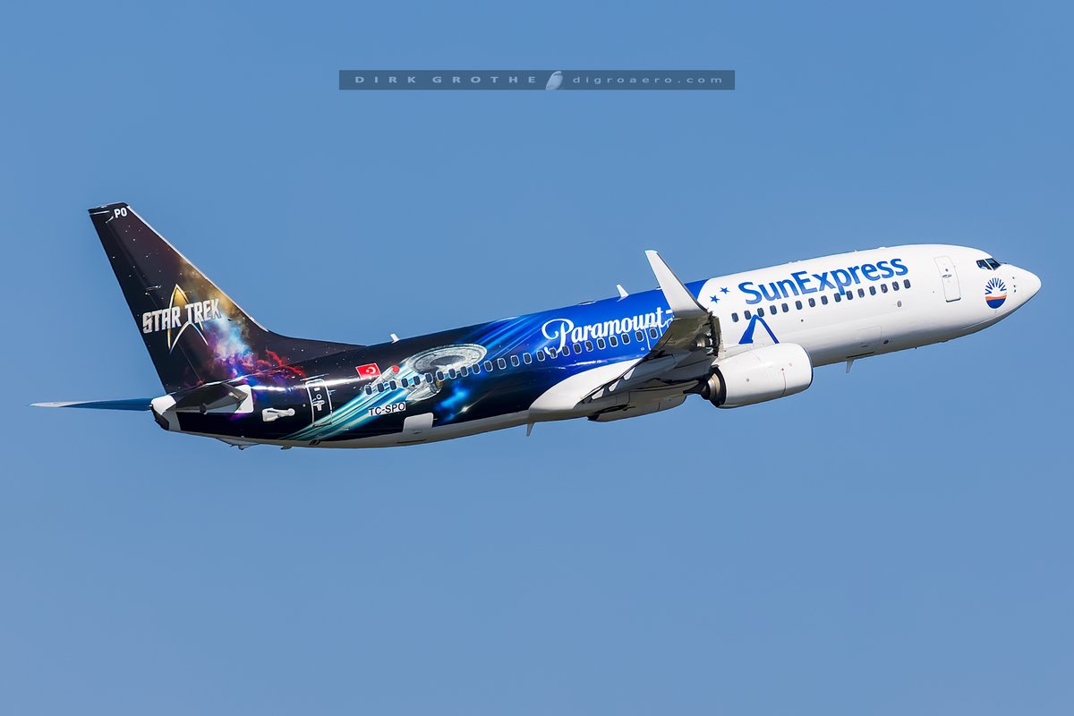 the latest special livery on @SunExpress 737-800 TC-SPO is the @ParamountMovies  @StarTrekOnPPlus  STAR TREK with the Enterprise...great one as always! 
Seen today at @HamburgAirport ...