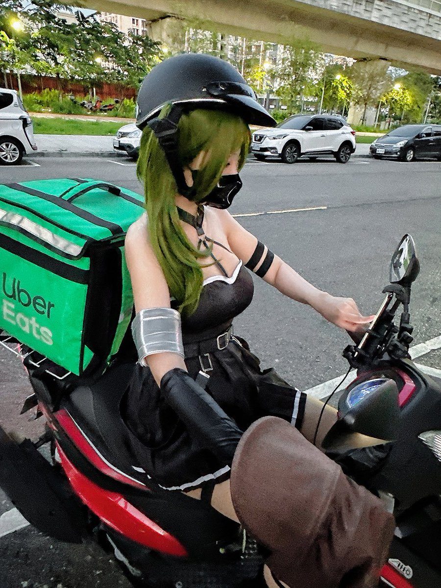 Übel Uber Eats 🛵 #葬送のフリーレン