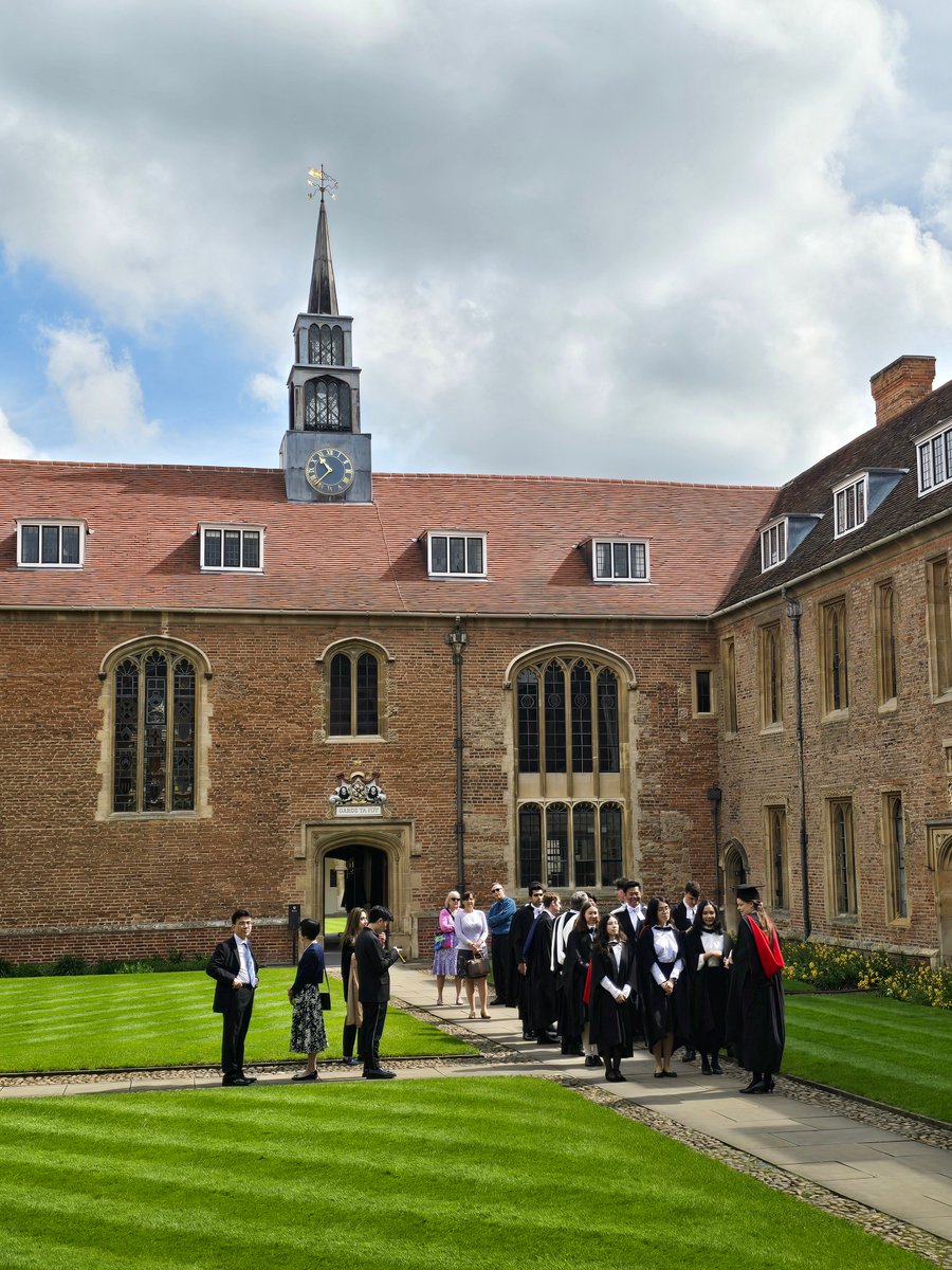 Congratulations to all our Members graduating today. 🎓