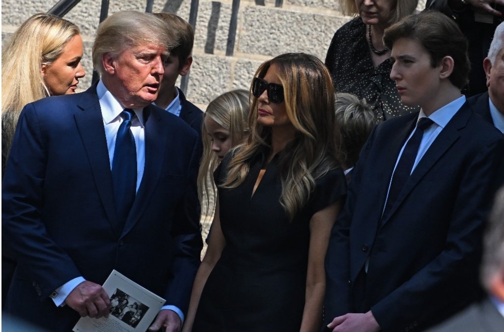 Congratulations Barron🥳 Donald Trump is set to attend his son Barron's high school graduation today. This comes after the judge overseeing his hush-money trial granted him the day off for the occasion. The ceremony will take place at Oxbridge Academy in West Palm Beach, Florida.