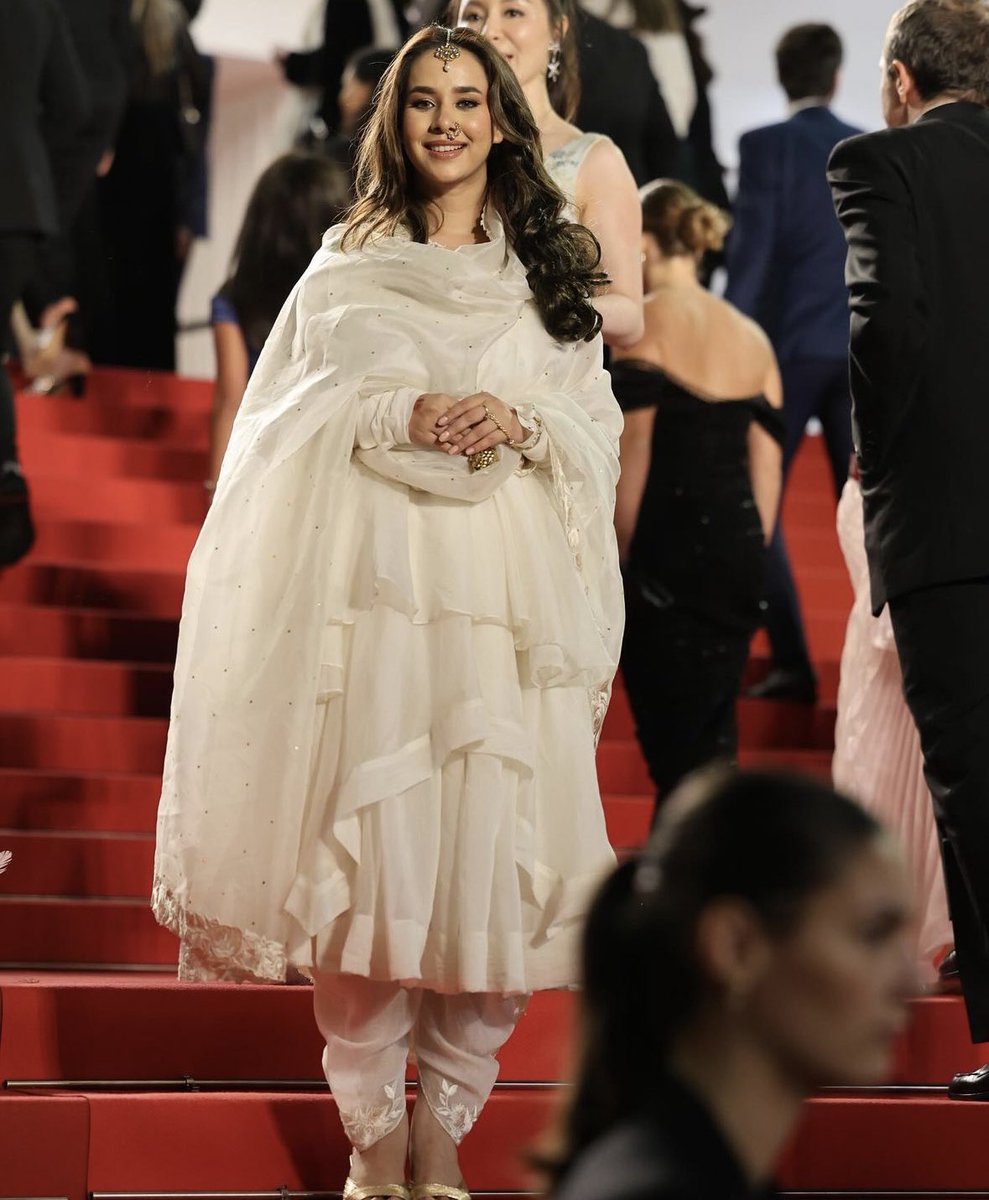 Sunanda is representing the first Punjabi artist at the Cannes Festival.She is preserving the traditional look even at an esteemed platform like the Cannes Festival.😍😍 #cannes2024
