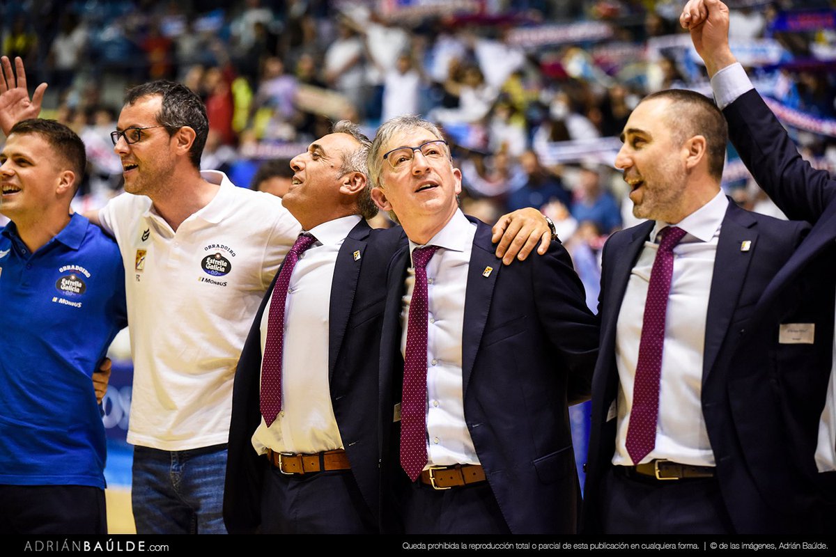 AdrianBaulde's tweet photo. Leyenda del baloncesto. Don Moncho Fernández @monchofdez 🤍 

Gracias entrenador! https://t.co/Oyb0eF74sS