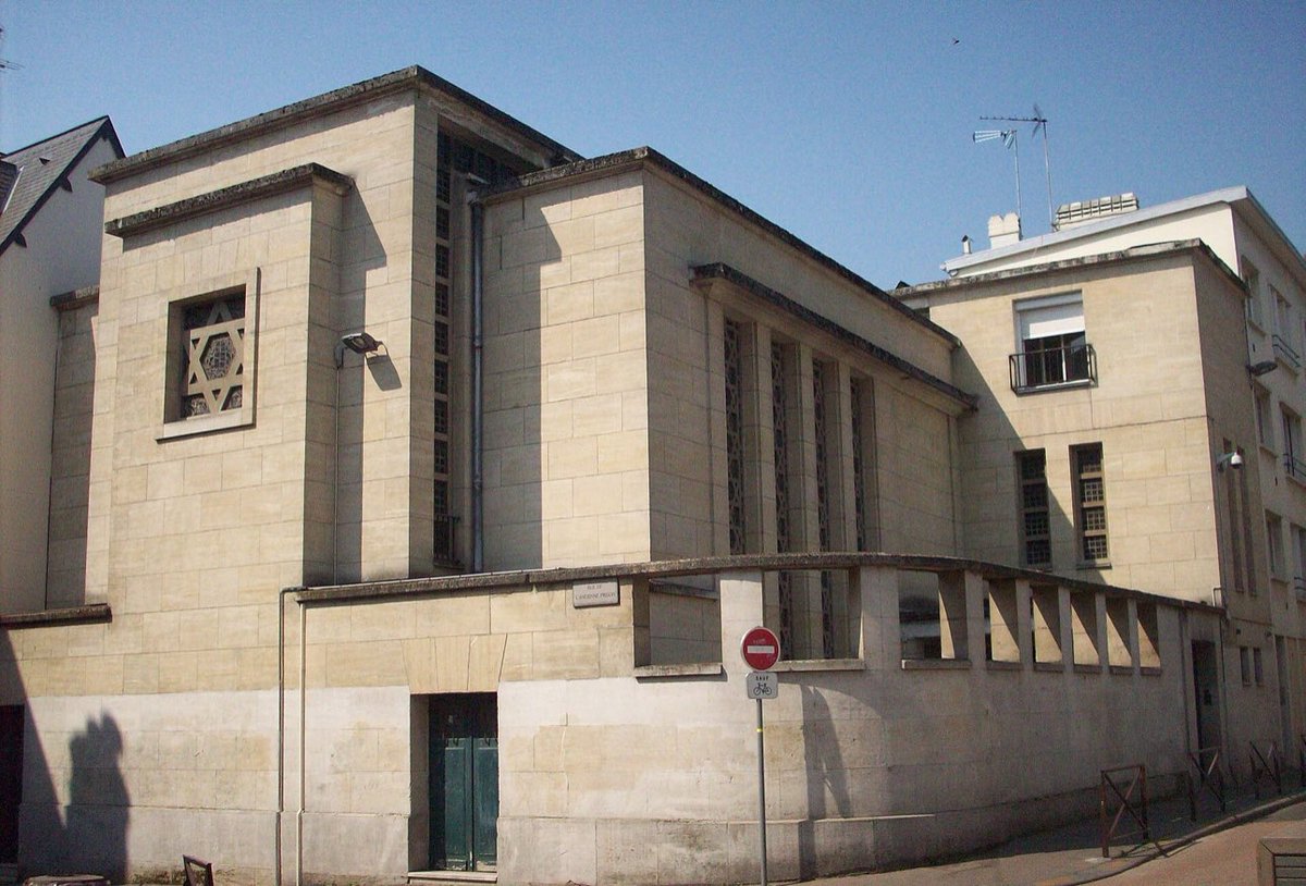 L'acte antisémite perpétré contre la Synagogue de Rouen est le fruit des discours antisionistes et antisémites banalisés depuis le 7 octobre. Le courage des policiers a neutralisé le terroriste. Celui de la Nation doit désarmer les idéologues qui ont nourri son acte.