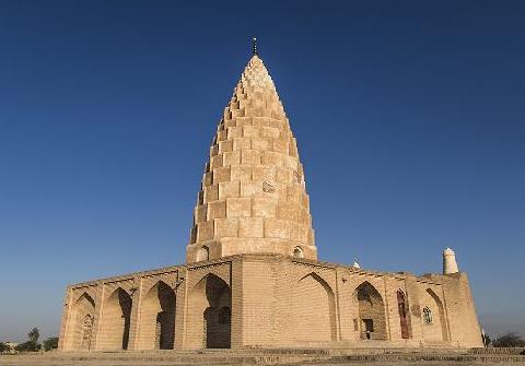 The tomb of Yaqub Leith Saffari in Gundeshapur, Iran´s Khuzestan Province. Here rests one of the greatest and most underrated kings of Medieval Iran and father of the Tajik nation. God bless his soul.