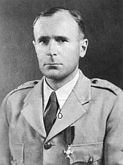 Józef Stojewski-Rybczyński was a Polish artillery officer who fought the invading Wehrmacht in September 1939, and then evacuated West to take part in the Battle of France. He later joined Gen. Anders’ 2nd Corps, fought in the Battle of #MonteCassino, and was KIA #OTD in 1944.