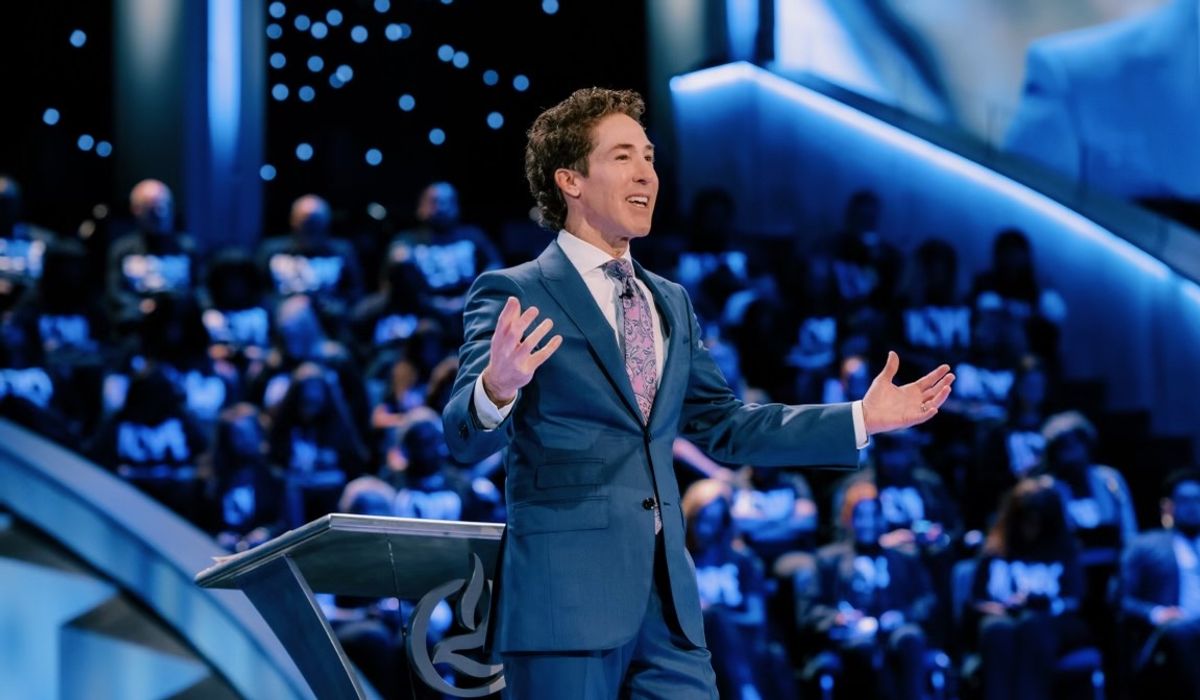 ‘Unlikely’ preacher Joel Osteen to deliver 1,000th sermon at megachurch, marks 25 years as pastor trib.al/nGoY33M