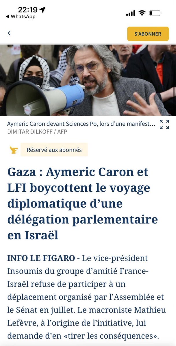 Caron a peur que le réel contredise ses prises de positions mensongères. Ou alors il n’a pas les couilles. Ou alors il ne veut pas niquer son petit business. Au choix.