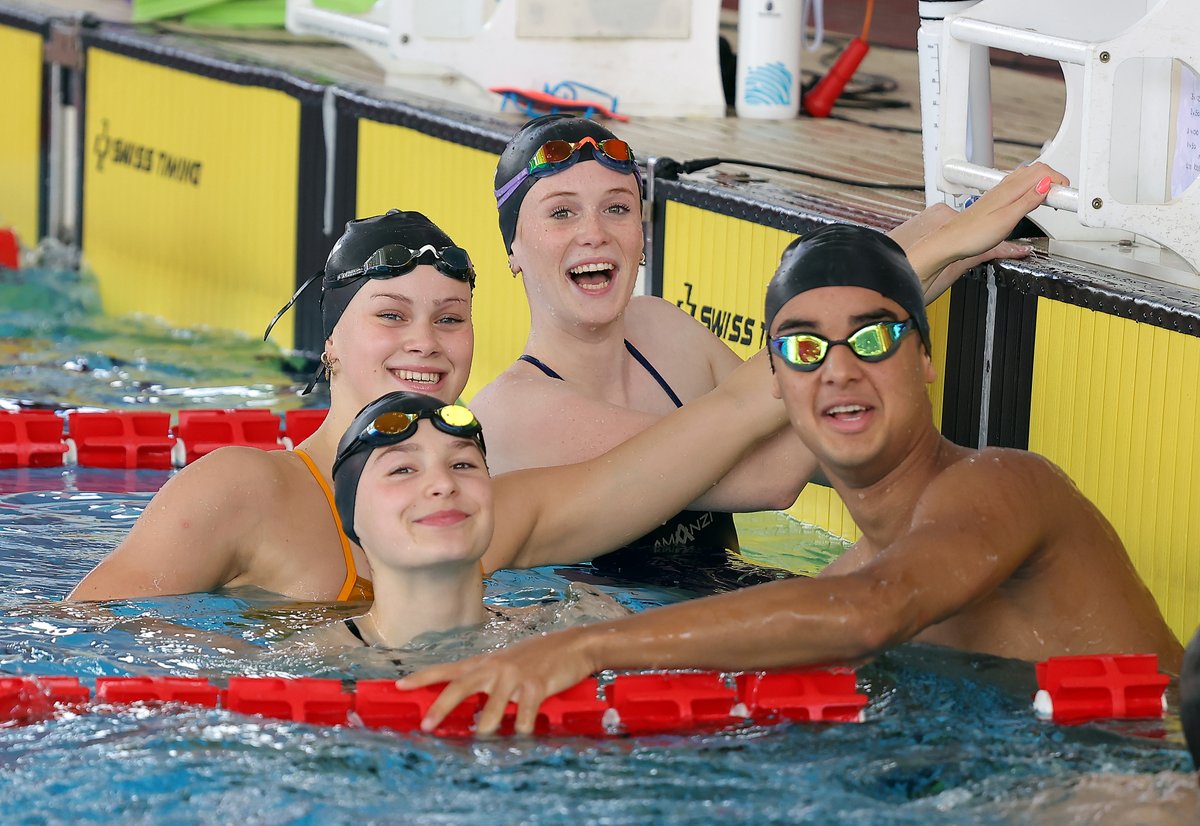 Aquatic activity and mental wellbeing are intrinsically linked 💦🧘‍♀️ This #MentalHealthAwarenessWeek, Swim Wales President Keri Hutchinson has penned her latest blog on the relationship between water and mental health. Read ▶ swimwales.org/news/mental-he…