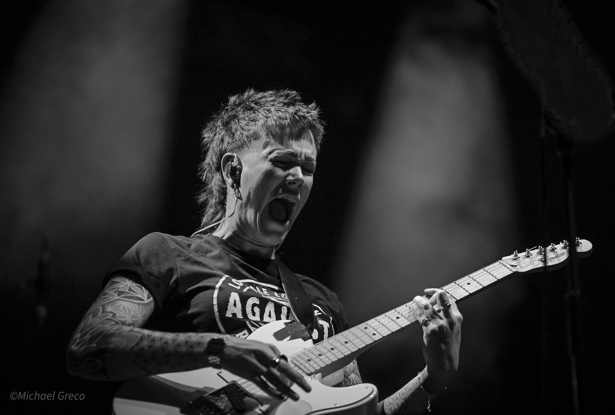 Great night with <a href="/frankturner/">Frank Turner</a> <a href="/NOFXband/">NOFX</a> @TheMeffs  at the WiZink Center on 5/14! 🤘🏼