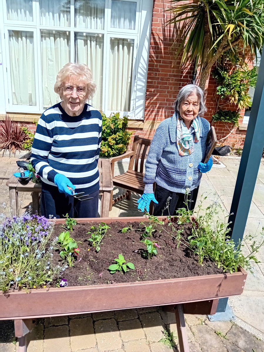 West Hall care home in West Byfleet Anchor