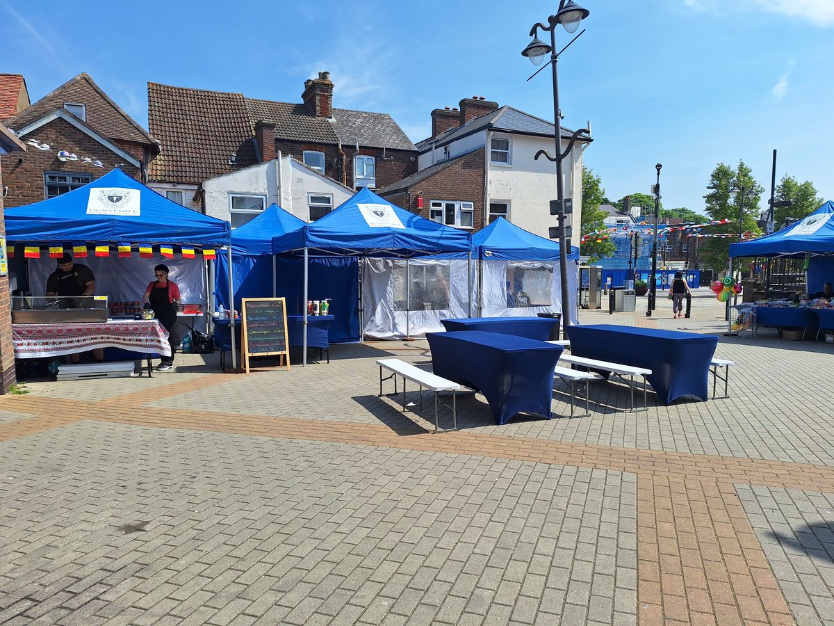 Middle Row Market, Dunstable tweet media