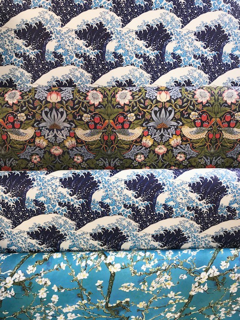 Pick up these beautiful  newGREETINGS CARDS and GIFT WRAP sheets at E17 Art House, plus decorative notebooks and card sets, to accompany our Inspired by Japan art show.

Now open Tues-Sat 10am-6pm 54-56 Hoe Street, Walthamstow.