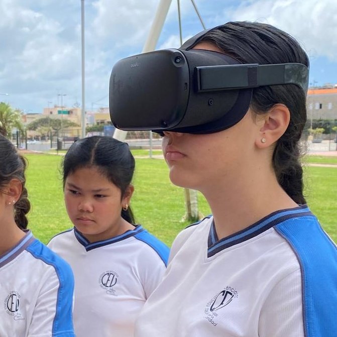 🌊🔬 ¡El "Viaje inmersivo a los ecosistemas marinos canarios" en las MINIFERIAS DE LA CIENCIA Y LA INNOVACIÓN EN CANARIAS 2024 fue un éxito! 🐠🦑 Gracias a todas las personas participantes por aprender y disfrutar con la actividad, y a los centros de investigación por su apoyo.