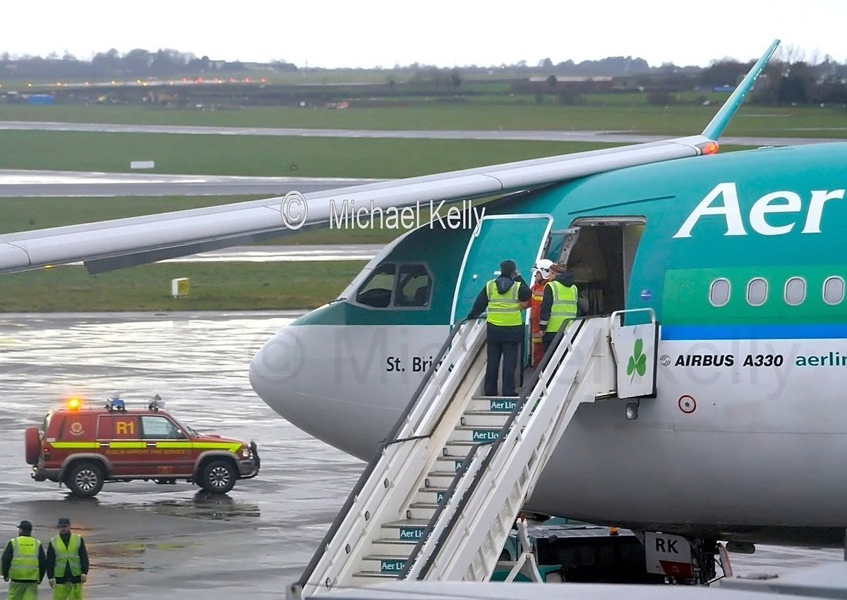As it's #WingFriday , My image of 2 @AerLingus Airbus A330 aircraft @DublinAirport taken a few years back #avgeek