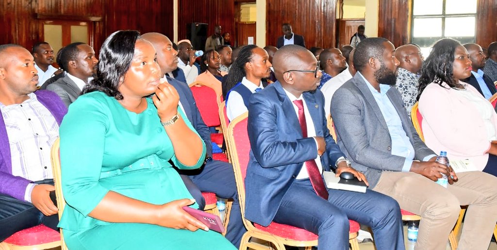 I have inaugurated the ad hoc committees tasked with overseeing the elevation of six townships to municipalities. These towns; Moi’s Bridge, Ziwa, Burnt Forest, Moiben, Turbo, and Kesses upon their elevation, will play a big role in managing urban areas.