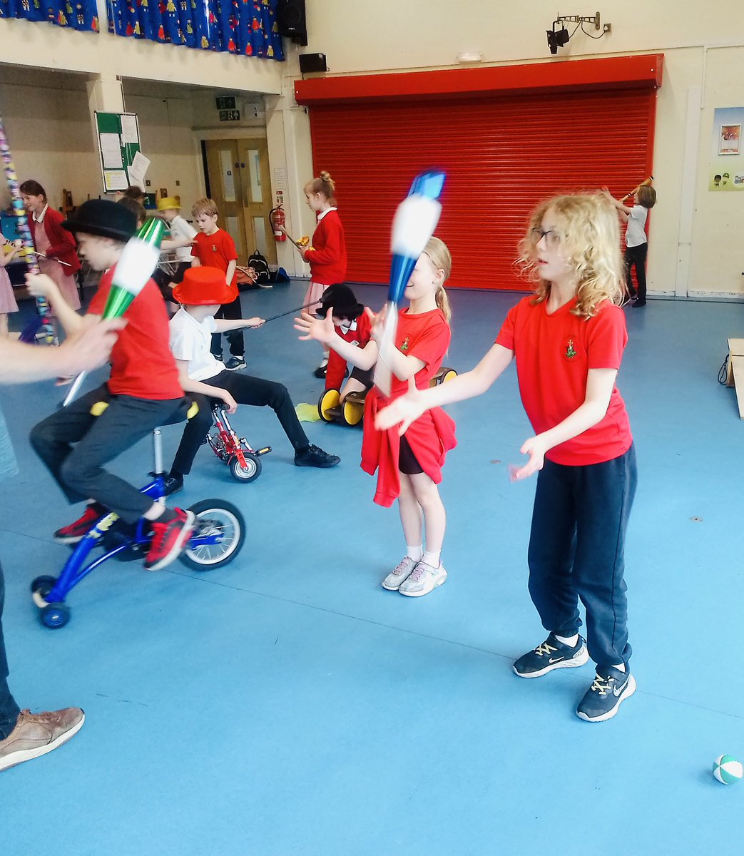StMargaretsCEP2's tweet photo. All the children in KS1 &amp; KS2 got to try out their circus skills today with the help of our guests from King’s Lodge.  The smiles and fun they had said it all!  Thank you to our visitors for making it so enjoyable for all! https://t.co/WlqjZbErJL