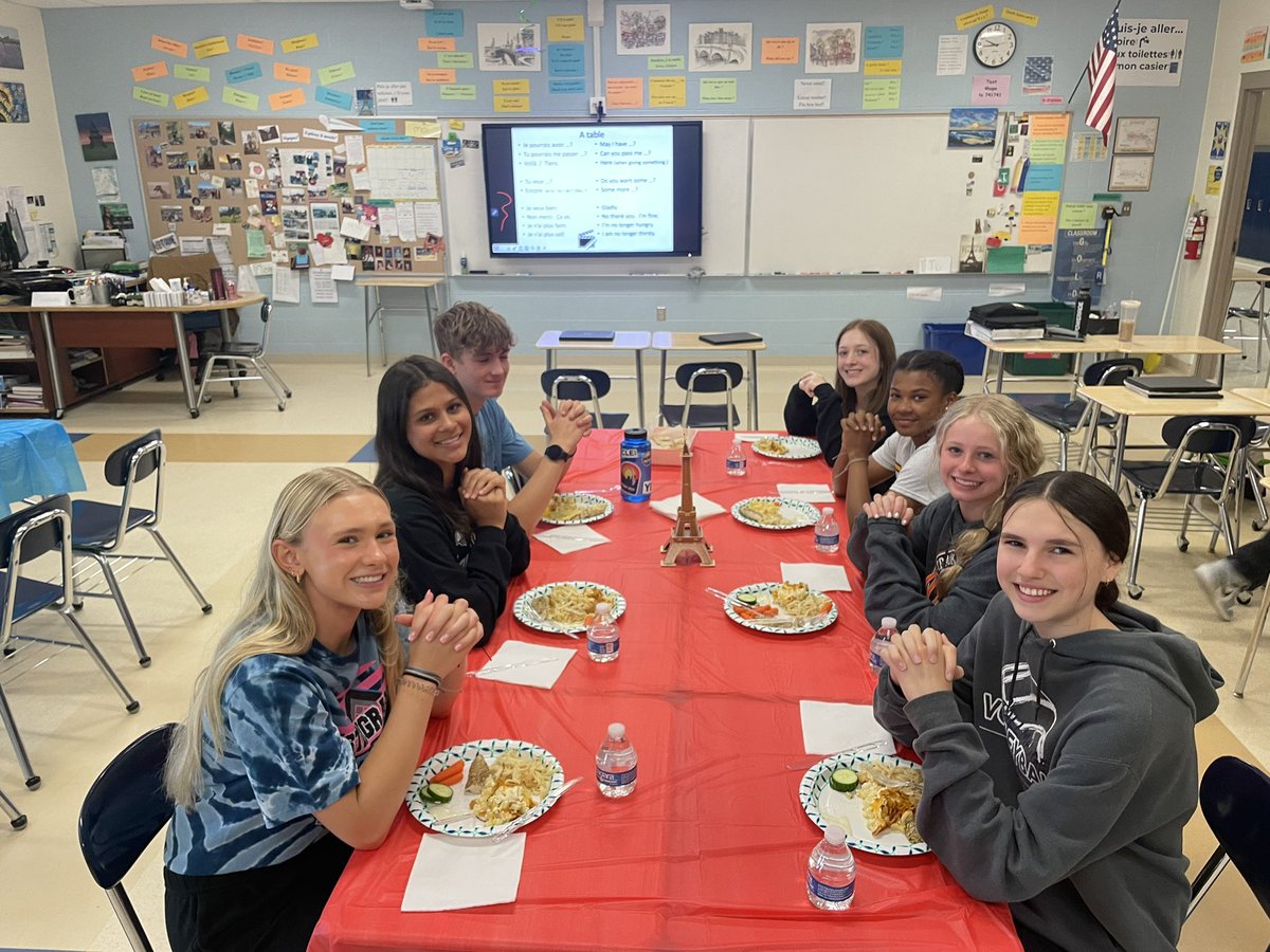 French II - block 2:  Nous prenons un repas à la française!!  
In courses - of course:  appetizer, main dish, salad, cheese, and dessert!  Délicieux! 
We practiced expected manners at the French table and used French expressions!
