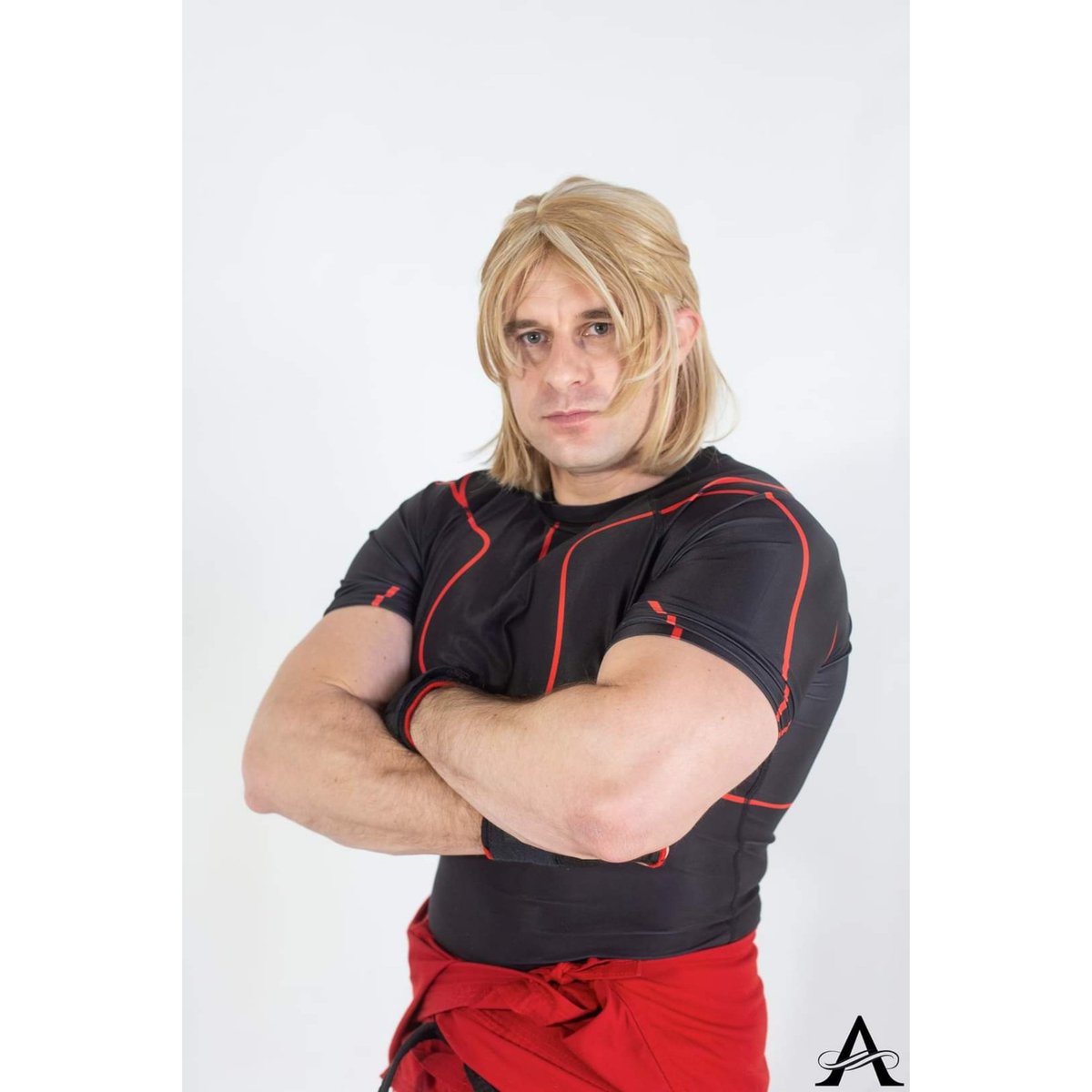 Here comes a new challenger!

Ph: Alucard Photography

#Cosplay #cosplayer #fitspo #workout #noexcuse #game #Capcom #streetfighter #streetfighter6 #anime #photooftheday #photography #Photoshoot #bodybuilding #martialartslife #Kenmasters #gymmotivation  #Kingofthenorthcosplay