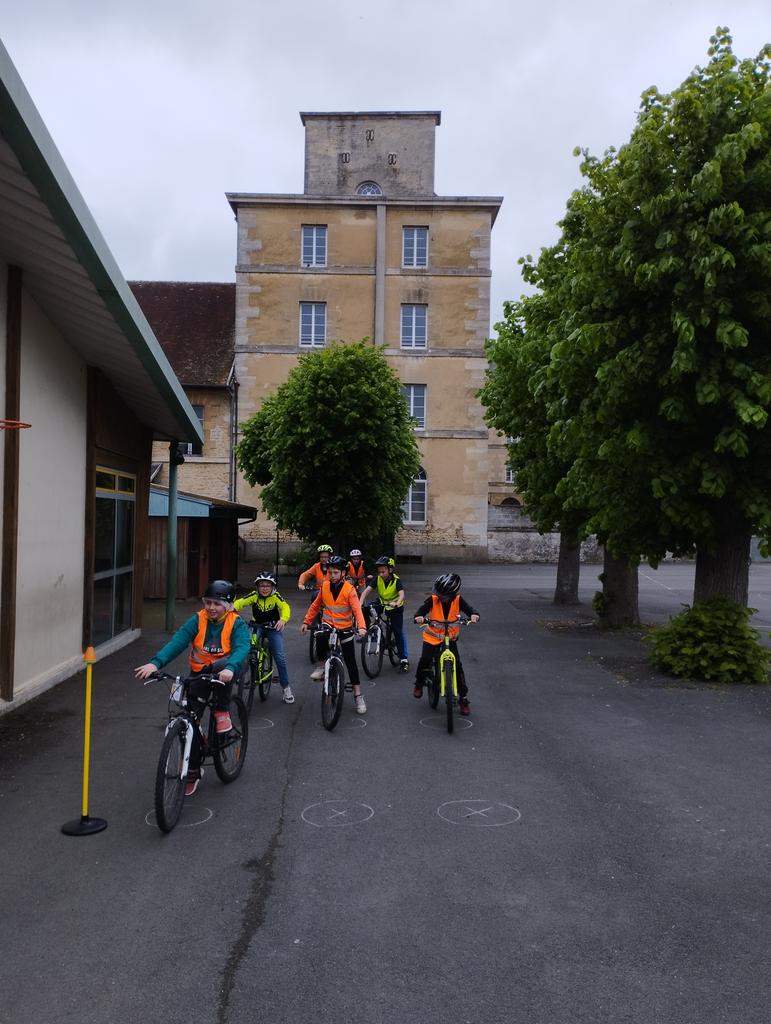 Direction Forton tweet media