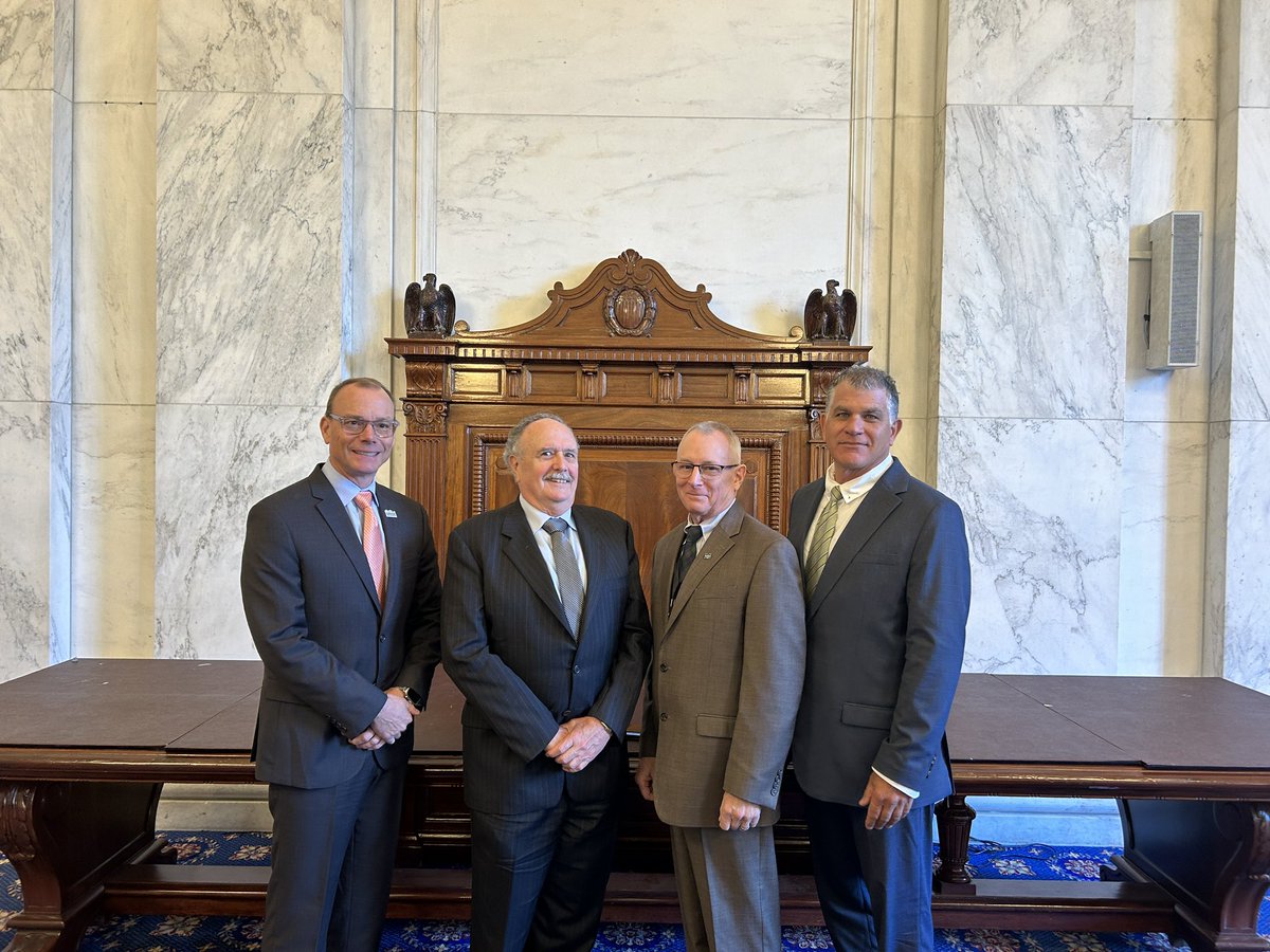 ORB in DC! On behalf of ORBA, we were thrilled to help present the Basin's Restoration Plan to the Ohio River Caucus this week, along with our many partners. Thanks to @RepMcGarvey for his continued support, leadership, and commitment to investing in the Ohio River Basin.