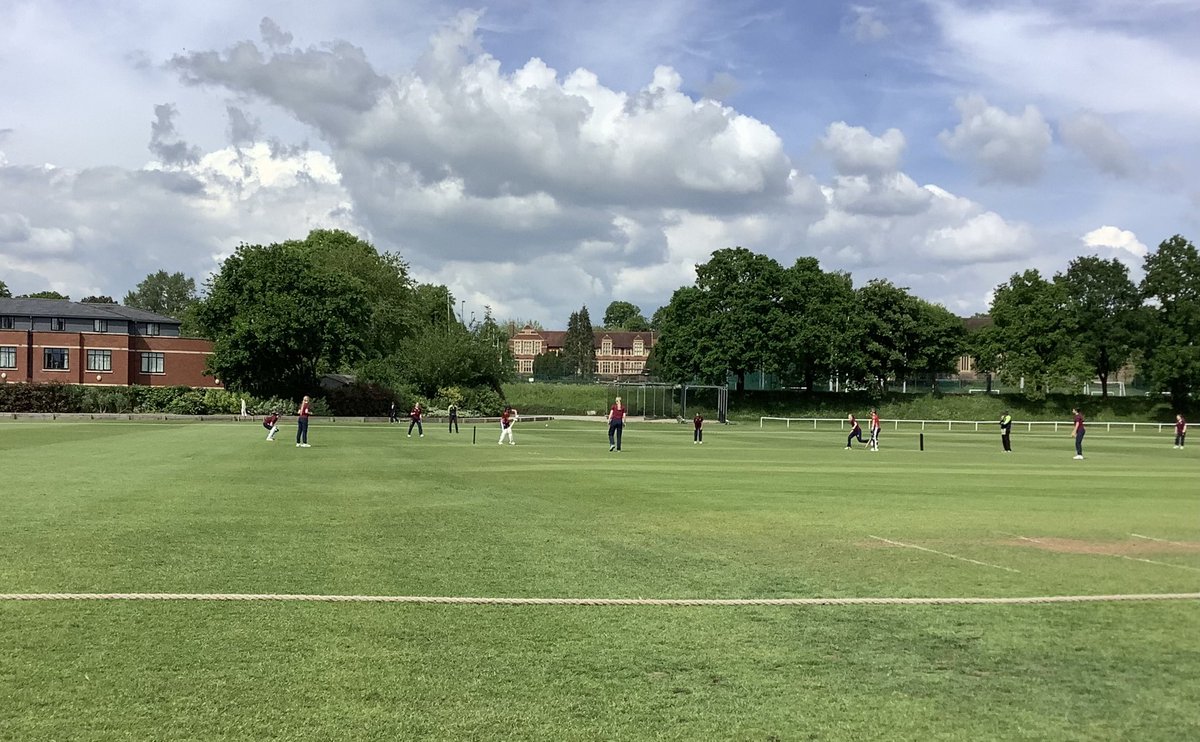Congratulations to the U15’s on another win in the @schoolsportmag cup. They beat Bromsgrove School by 5 wickets with Florence B standing out with the ball picking up two key wickets ☀️🏏 #TeamKings #Nationalcup