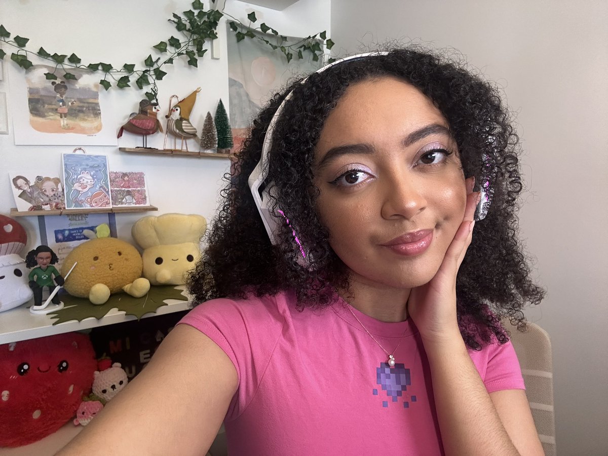 🔴 Live Now 🌱
coworking, chatting & gaming (maybe)

Twitch/ sheilur + link below 🩷