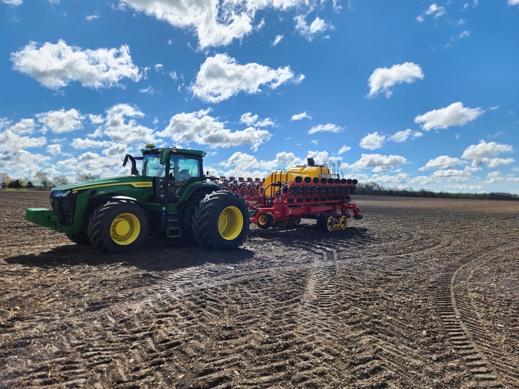 #TempoInField2024
Surprise - we have a Tempo K 24 running in Southern Ontario, Canada! 🇨🇦  
We will be keeping an eye on its developments alongside the US units. 
Make sure to follow us to stay up-to-date with the #Tempo2024 planting.
bit.ly/3UkqSgr