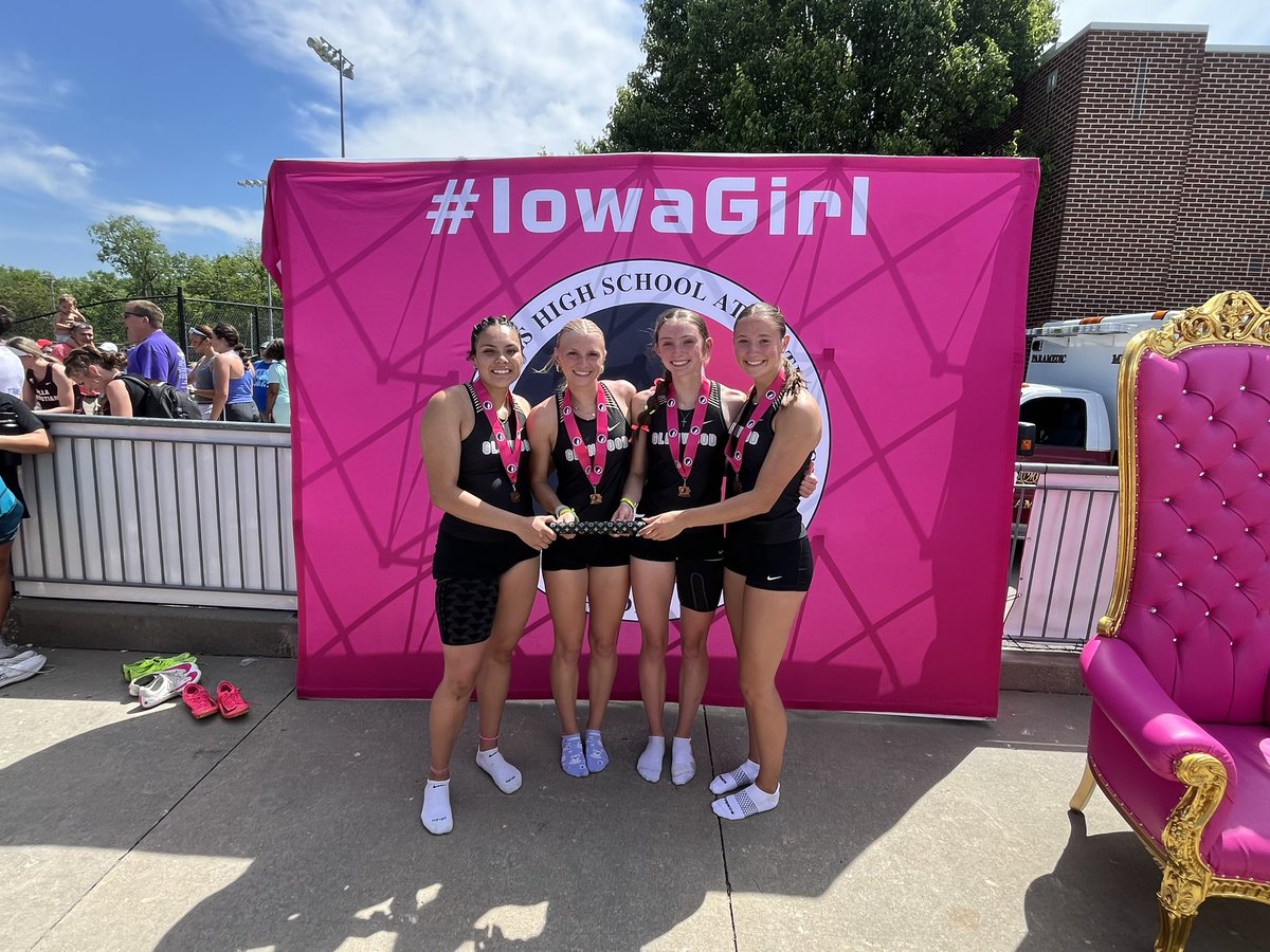 Zoie, Brooklyn, Alli, and Danika improve on their school and finish 7th in the 4x200!