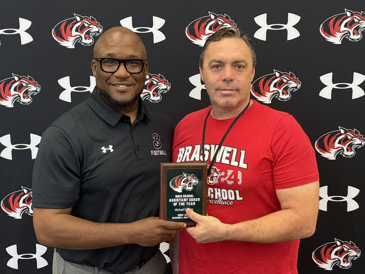 Congratulations to our very own Coach Q for being named high school assistant coach of the year!! We are so grateful for everything you do for our team!