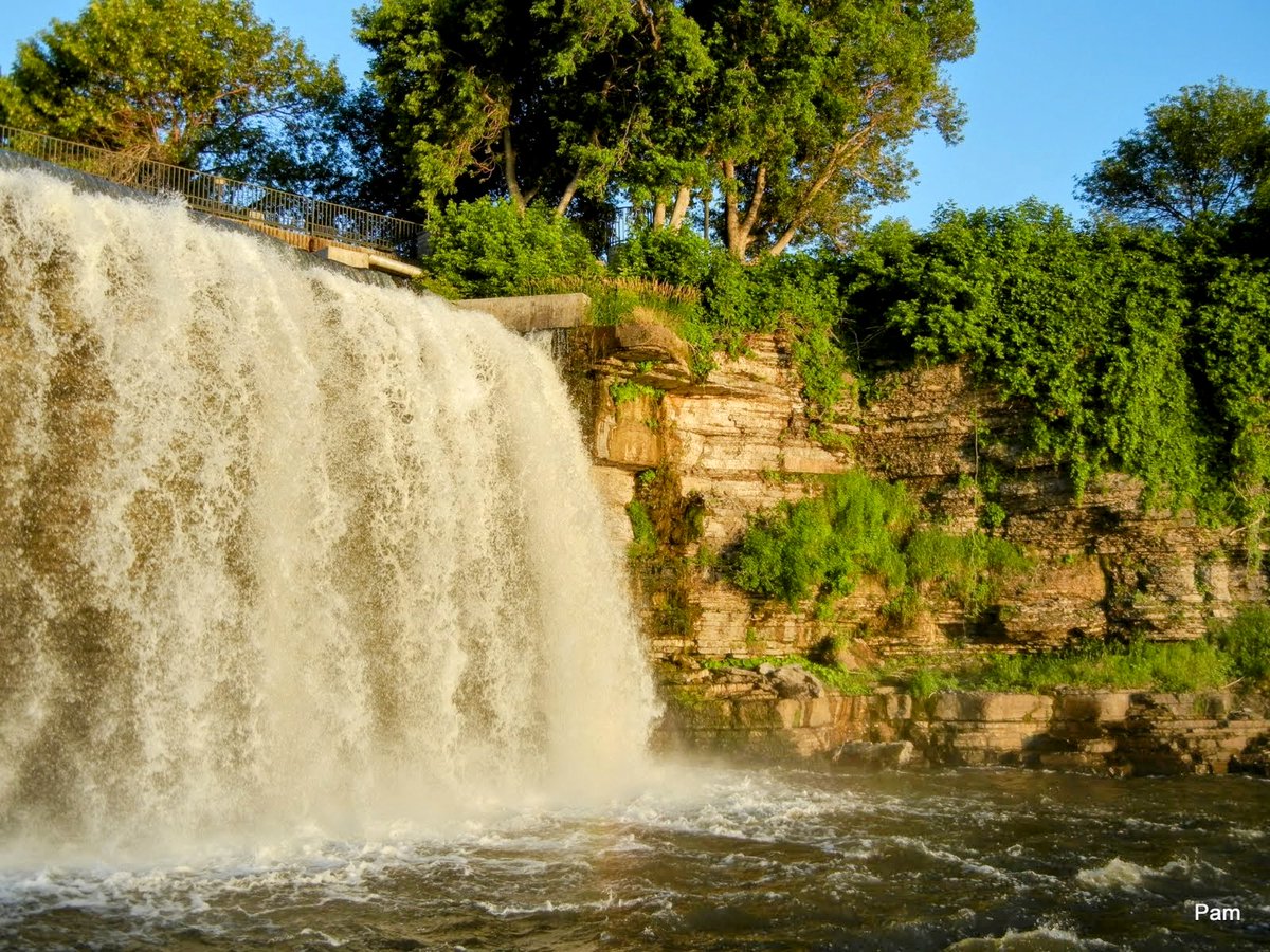 Share a photo from the past. Rideau Falls,Ottawa. 2011