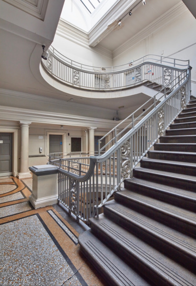 Lots more to come on @NAPA_Hull’s Big Build project but first just feast your eyes on the stunning main staircase in a building specifically designed to welcome in natural light. Pic credit: Robin Forster.