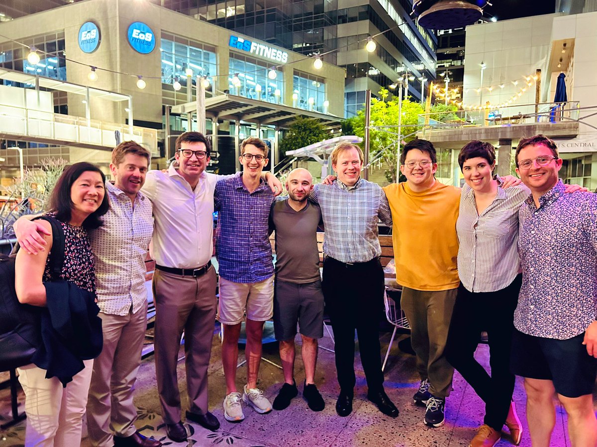 What a fantastic time reuniting with @Yale_YES alums and mentors in Phoenix! @CameronGettel and I were so proud to see the amazing work of all the YES folks past and present at #SAEM24 @Yale_EM @Ted_Melnick @ulahwang @RKoski_Vacirca @davidhyang @ADHaimo @RaphaelSherak