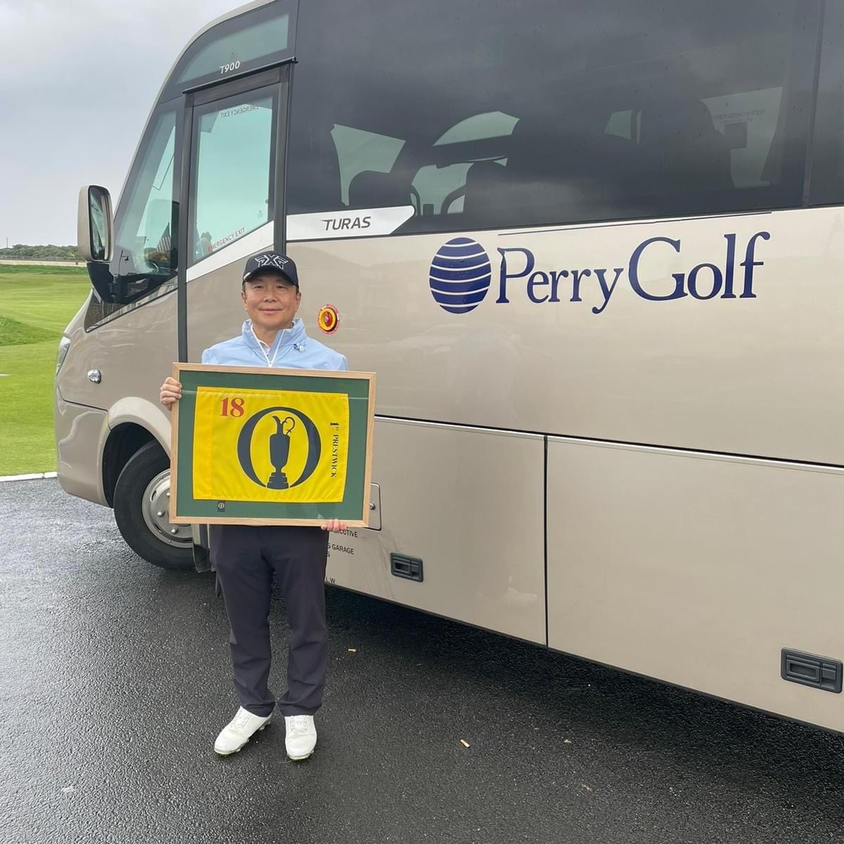 Congratulations to Mr. Lee for making a Hole-in-One on No. 11 at @PrestwickGC ...what a special memory! #PerryGolTrip #HoleInOne