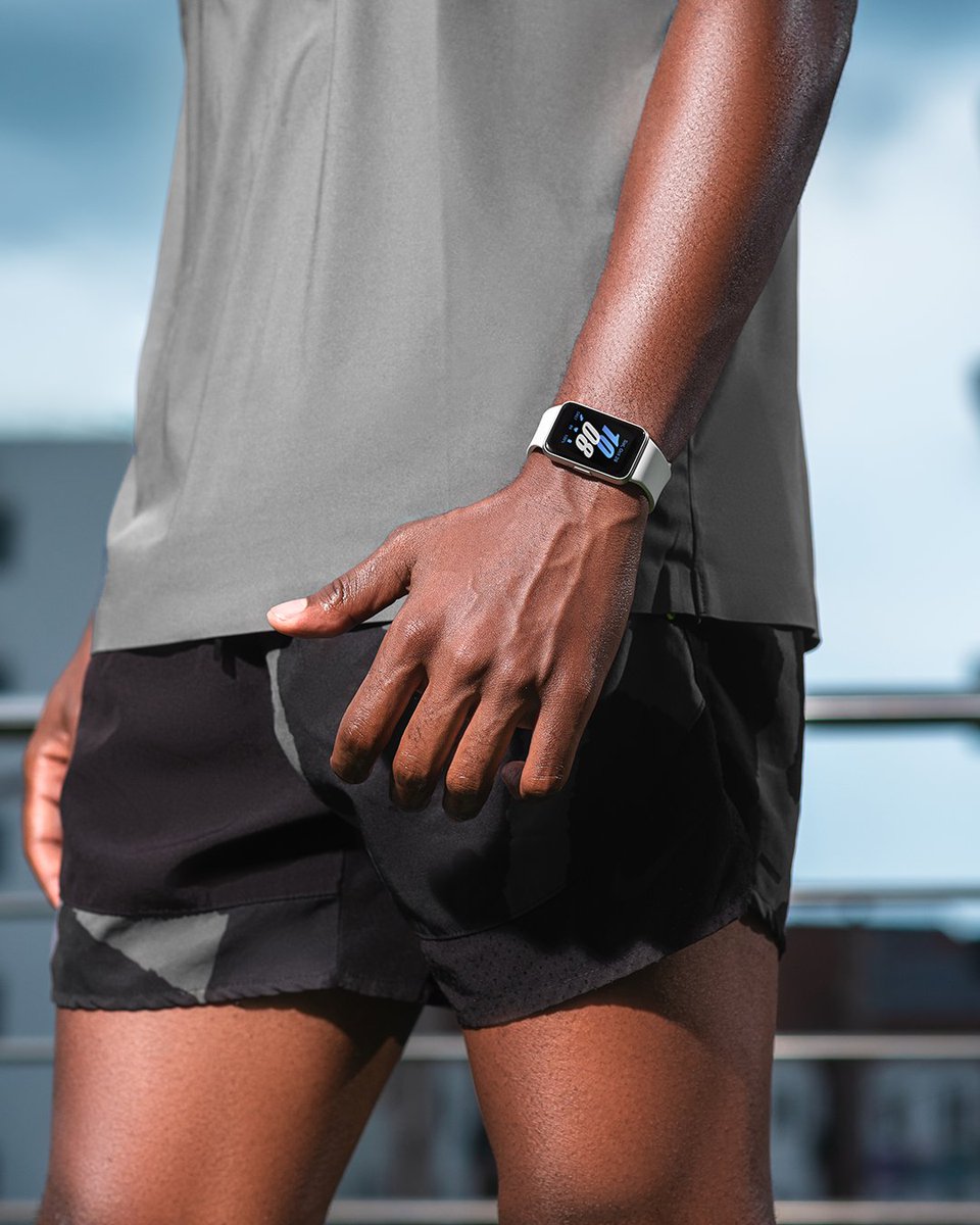 From sunrise runs to late-night gym sessions, we've got you covered! Galaxy Fit3 tracks your fitness around the clock.

Get yours now for just ₦69,000. Available at all authorized Samsung stores.

#BeConfident
#BeFit
#GalaxyFit3