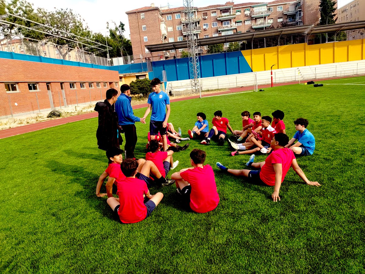 ✔️El profesor @PacoSaez14 realizó la visita al alumno Wilson José Medina del curso UEFA en su proceso de ABR 🆎R