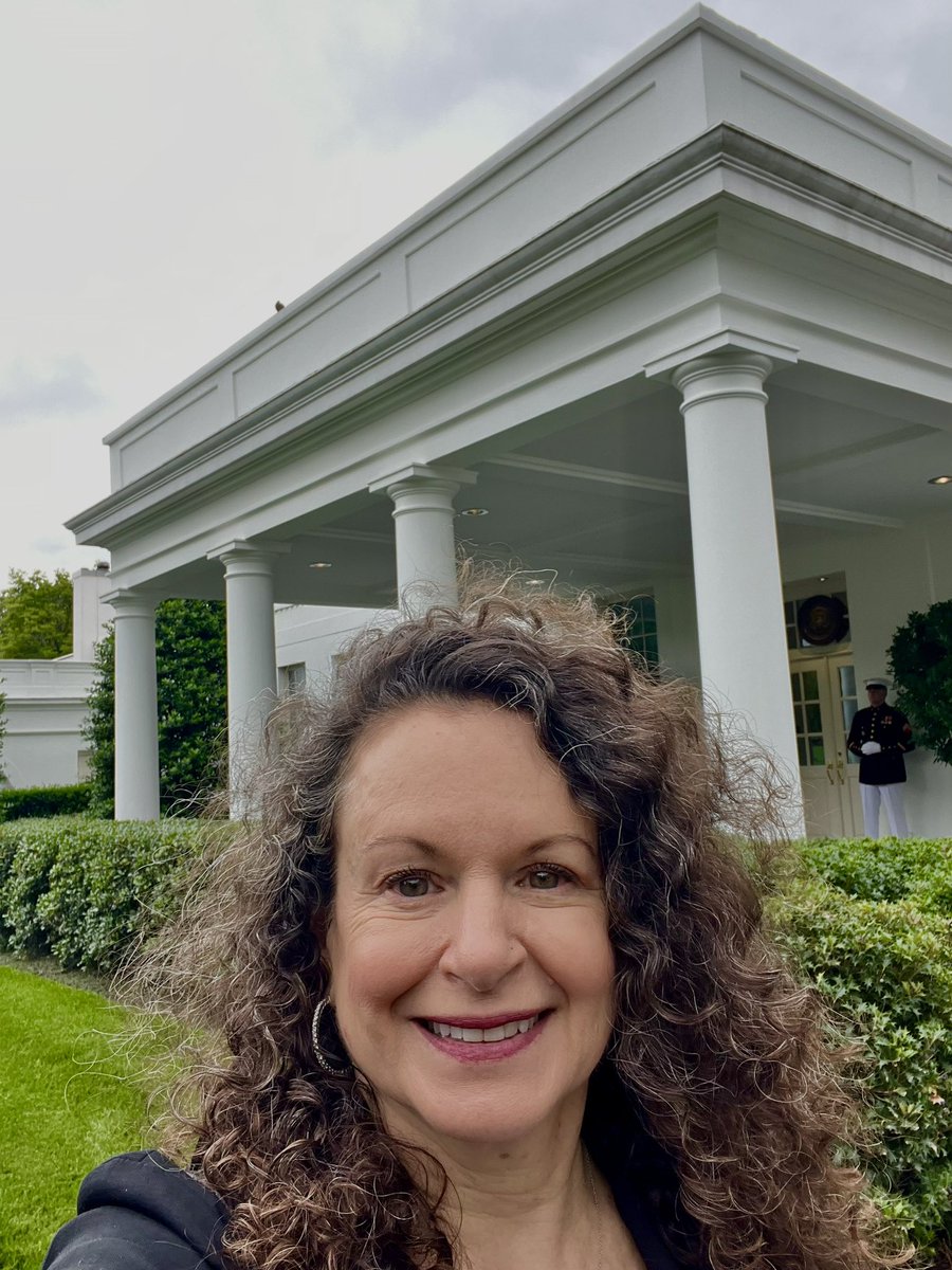 At the White House on #IDAHOBIT, I am reminded of the 🇺🇸 deep commitment to the Human Rights of all persons. “All human beings should be treated with respect and dignity and should be able to live without fear no matter who they are or whom they love.” - President Biden.