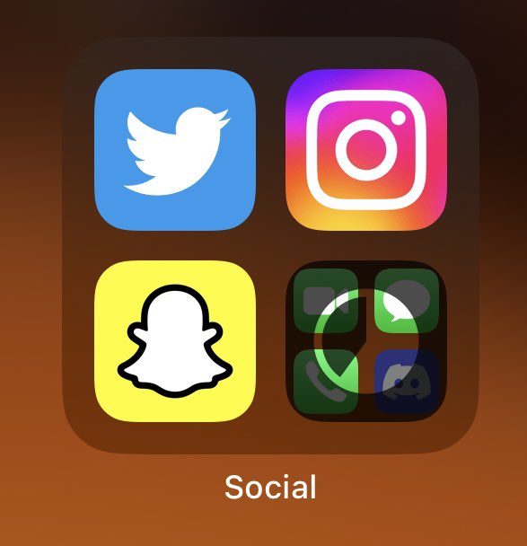 krisorwhateverr's tweet photo. Only real ones turned off auto-update when Elon announced the “X” update. Bird App till death https://t.co/Mj2zPUQxoW