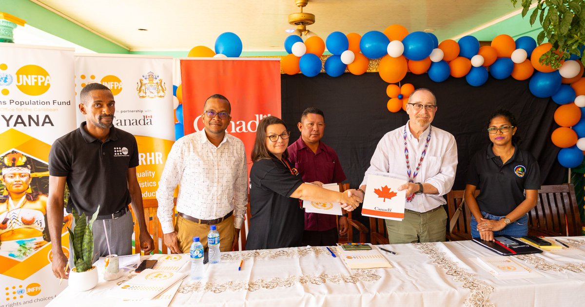 1/2 Canada announces a 2-year extension of the Canada-funded 'Enhancing Quality, Access and Logistics of Sexual & Reproductive Health & Rights' project with @UNFPACaribbean, the Ministry of Health & the Ministry of Human Services & Social Security. @CanadaDev