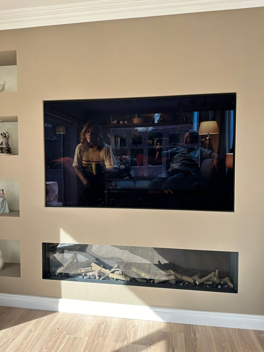 Installer_IRL's tweet image. Bring modern vibes to your space with our wall-mounted TV solutions. 🖼️📺 #tvinstallation #hometv #homecinema #audioinstallation #homecinemainstalls #homecinemadesign #wallmount #nocables #dublinireland #homecinemasystem #wifi #audiosetup #homecinemaproject #tvinstallers