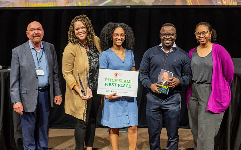 Recent graduate Tatyana Langford is set to take her company, Yanie Eyewear, to the next phase after a major win at the 2024 e-Fest Undergraduate Entrepreneurship Competition. #GSU24
t.gsu.edu/4bDXoQE

@enigsu @georgistateu