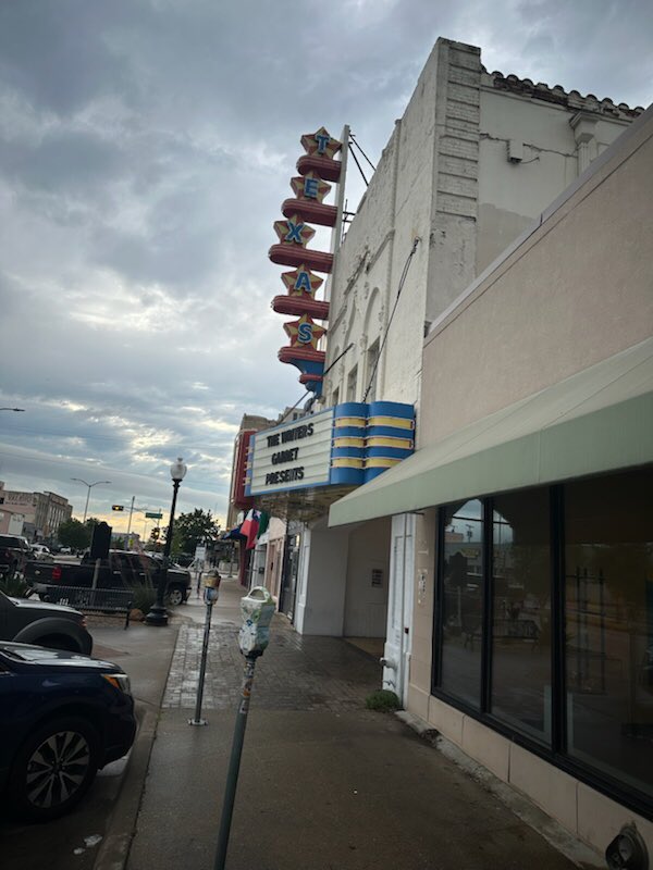 Thrilled to have the chance to meet Dallas’ newest Poet Laureate @mag_gabbert at the @WritersGarret event right here in D1 last night at @TexasTheatre! #ReadingIsCool